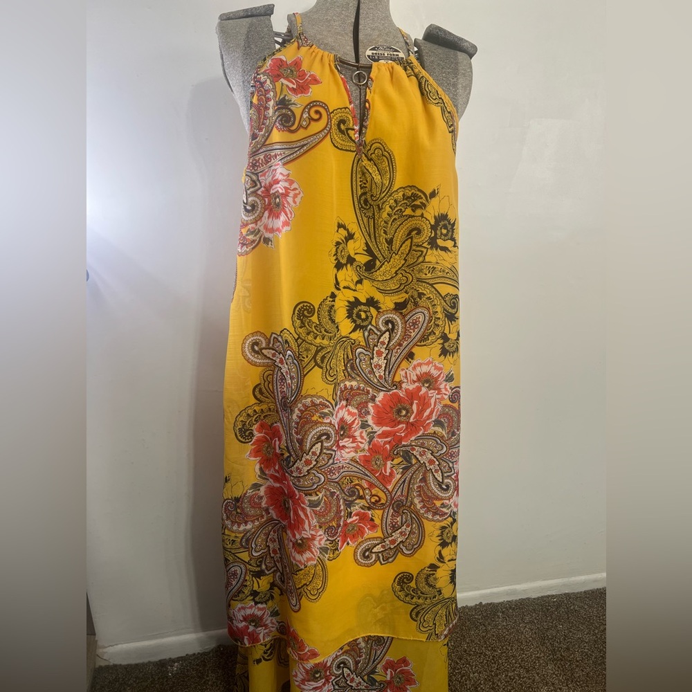 Mlle Gabrielle Yellow Floral Sleeveless Halter Gold Necklace Dress Large
